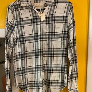 Aeropostale Black and White Plaid Shirt